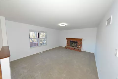 572 Enchanted Pkwy, Manchester, MO 63021 photo 14