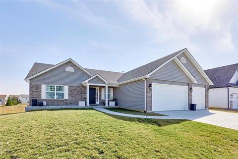 1002 Tall Timber Dr, Wentzville, MO 63385