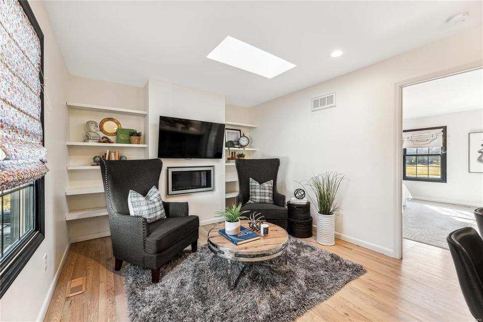  30 Williamsburg Rd, Saint Louis, MO 63141 photo 16