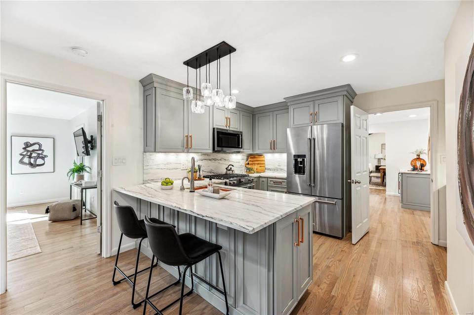  30 Williamsburg Rd, Saint Louis, MO 63141 photo 15