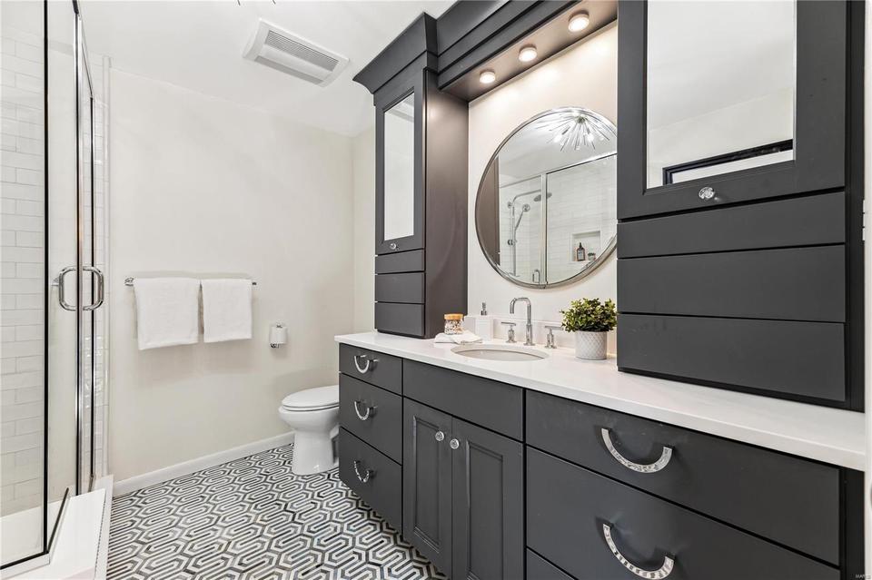  30 Williamsburg Rd, Saint Louis, MO 63141 photo 18