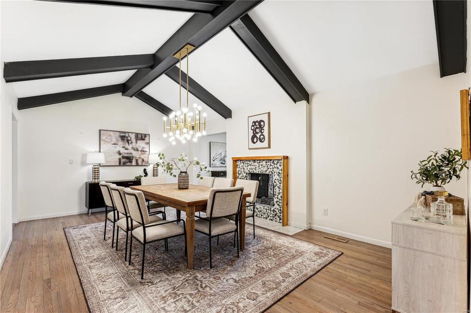  30 Williamsburg Rd, Saint Louis, MO 63141 photo 8