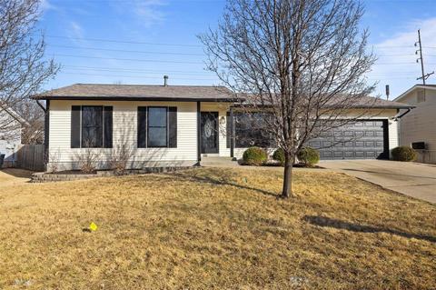 1330 White Hawk Dr, O'fallon, MO 63366 photo 1