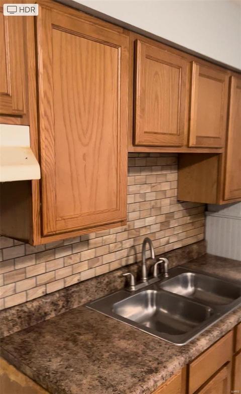 9713 Dennis, Saint Louis, MO 63136 photo 3