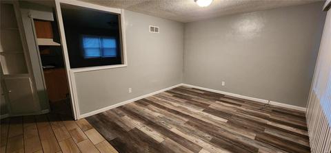 9713 Dennis, Saint Louis, MO 63136 photo 2