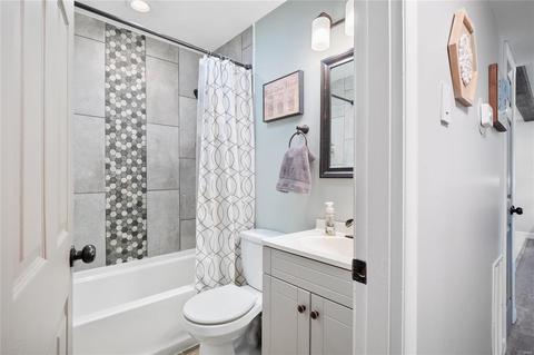 25 Roland Ave, O'fallon, MO 63366 photo 17