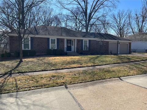 716 Shallowford Dr, Manchester, MO 63021 photo 1