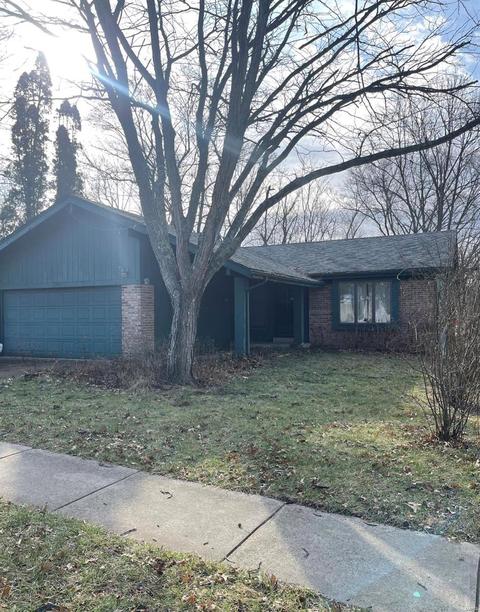 114 Hollyleaf Dr, Ballwin, MO 63021 photo 2