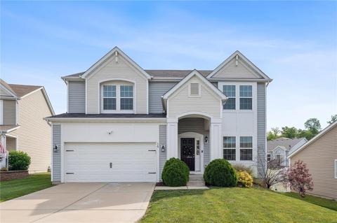 16 Preston Woods Ct, Lake Saint Louis, MO 63367