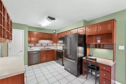 317 Capri Dr, O'fallon, MO 63366 photo 10