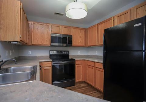 1315 Holgate Dr #D, Ballwin, MO 63021 photo 6