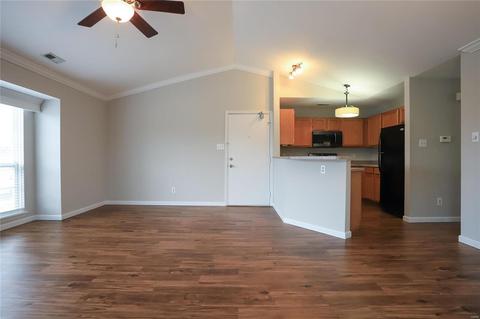 1315 Holgate Dr #D, Ballwin, MO 63021 photo 4
