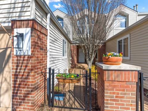 1761 Highview Circle Ct, Ballwin, MO 63021 photo 2