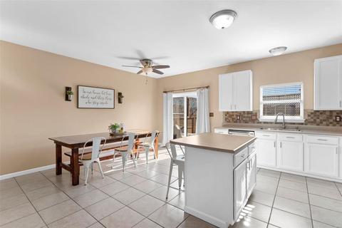 1402 Tisbury Cir, O'fallon, MO 63366 photo 6