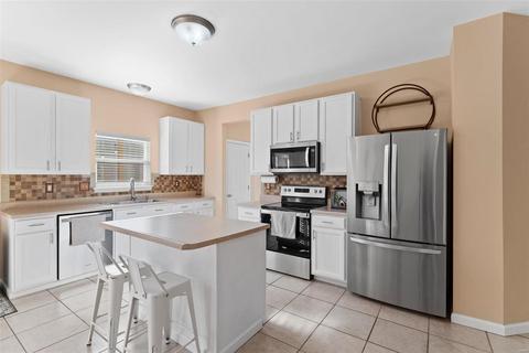 1402 Tisbury Cir, O'fallon, MO 63366 photo 3