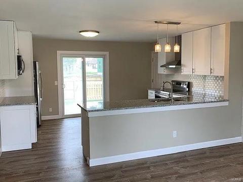 17 Winter Hill Ct, O'fallon, MO 63366 photo 2