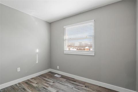108 Pebble Creek Dr, O'fallon, MO 63366 photo 11