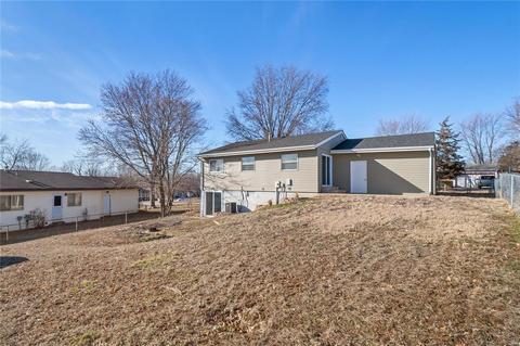 108 Pebble Creek Dr, O'fallon, MO 63366 photo 21