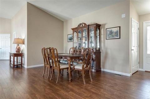 708 Jamesport Dr, O'fallon, MO 63366 photo 5