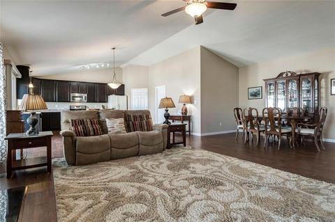 708 Jamesport Dr, O'fallon, MO 63366 photo 7