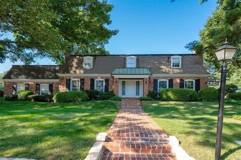 2801 Stonington Pl, Frontenac, MO 63131