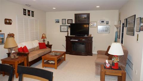 11 Eagle Bluff Ln, Saint Charles, MO 63303 photo 27