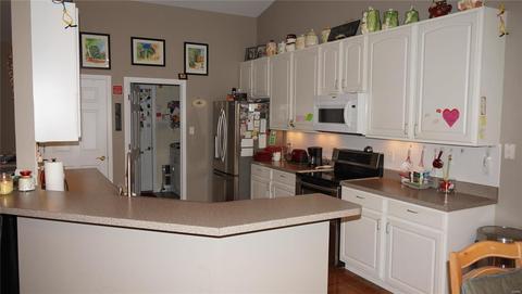 11 Eagle Bluff Ln, Saint Charles, MO 63303 photo 8