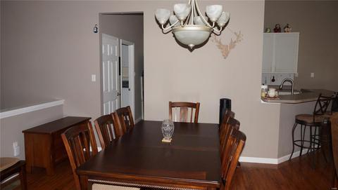 11 Eagle Bluff Ln, Saint Charles, MO 63303 photo 3