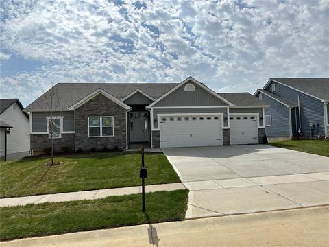 410 Knothole Ln, Wentzville, MO 63385