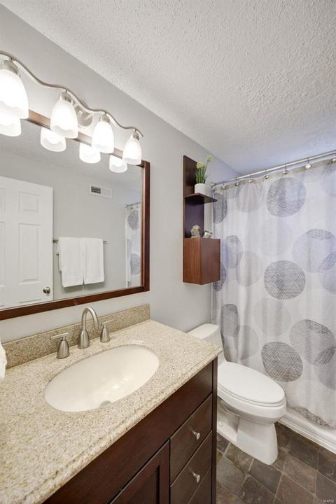 1645 Award Dr, Manchester, MO 63021 photo 24