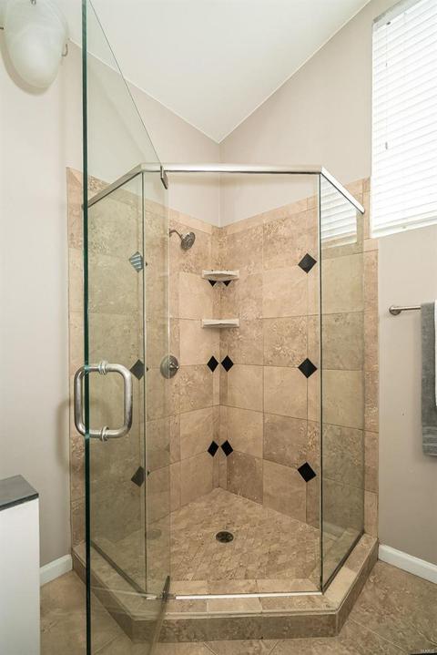 415 Johanna Place Dr, Ballwin, MO 63021 photo 12