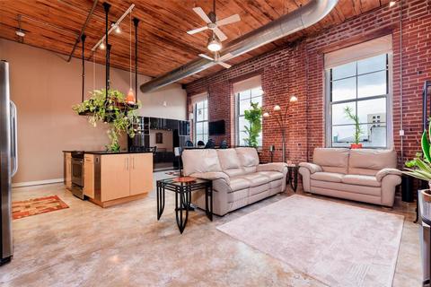 721 N 17th St #307, Saint Louis, MO 63103