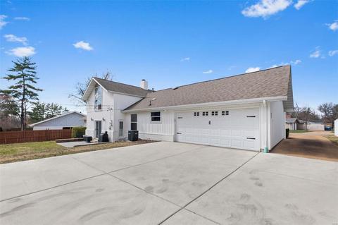 518 Iron Lantern Dr, Ballwin, MO 63011 photo 3