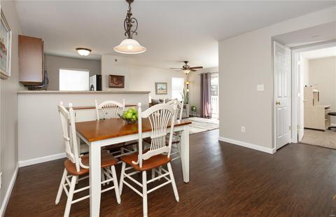 9203 Spring Creek Ln, O'fallon, MO 63368 photo 2