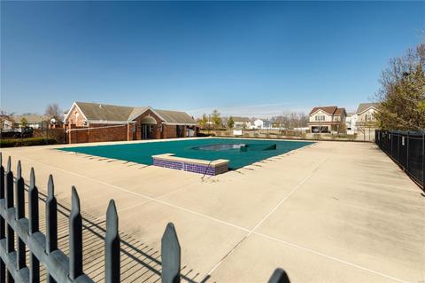 9203 Spring Creek Ln, O'fallon, MO 63368 photo 18