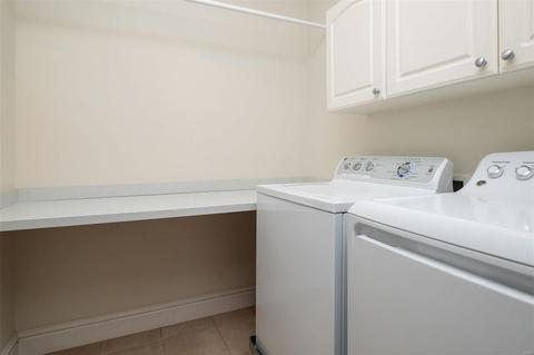 8100 Pershing Ave, Saint Louis, MO 63105 photo 26