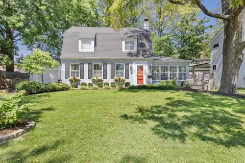 517 W Rose Hill Ave, Kirkwood, MO 63122