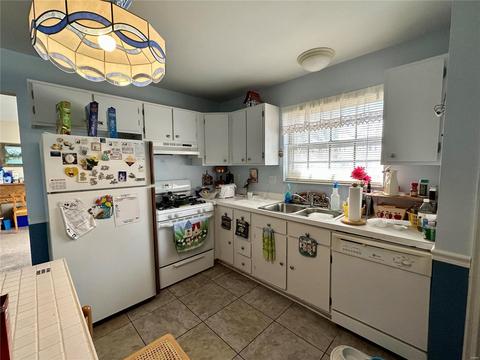 412 Fairview Ct, Ballwin, MO 63021 photo 5
