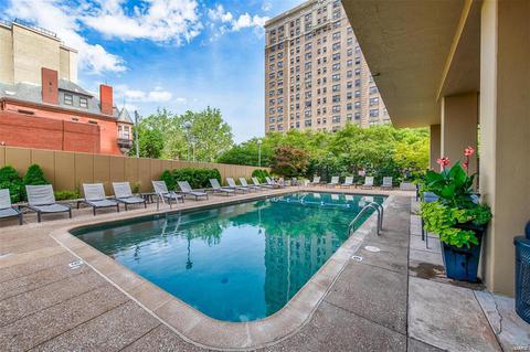4466 W Pine Blvd #20G, Saint Louis, MO 63108