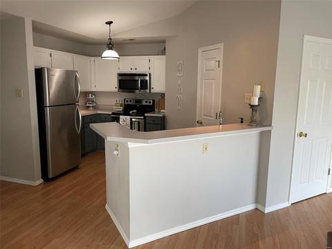 1317 Crossings Ct #C, Ballwin, MO 63021 photo 4
