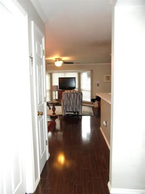 1708 Whispering Creek Dr #A, Ballwin, MO 63021 photo 8