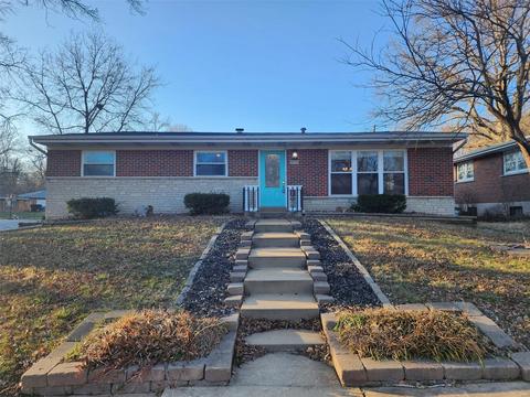 901 Dyerdown Ave, Saint Louis, MO 63135