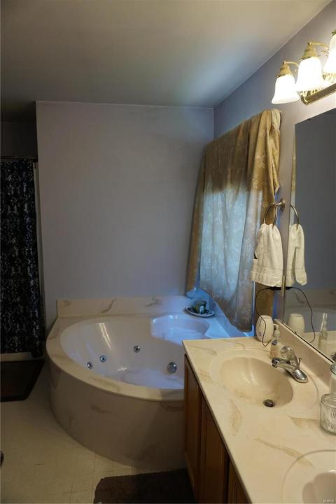 1431 Soaring Eagle Dr, O'fallon, MO 63366 photo 7