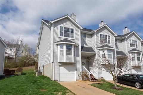 1627 Whispering Creek Dr, Ballwin, MO 63021 photo 2