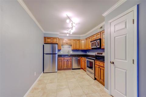 733 Ridgeside Dr #D, Ballwin, MO 63021 photo 7
