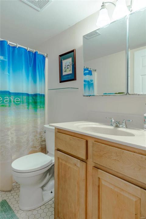 100 Towne Square Ct #I, Eureka, MO 63025 photo 13