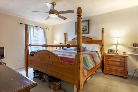 100 Towne Square Ct #I, Eureka, MO 63025 photo 9