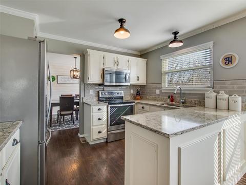 110 Misty Heath Ct, Ellisville, MO 63021 photo 4