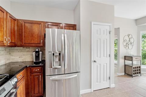 540 Wetherby Terrace Dr, Ballwin, MO 63021 photo 13