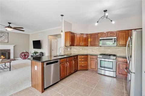 540 Wetherby Terrace Dr, Ballwin, MO 63021 photo 12